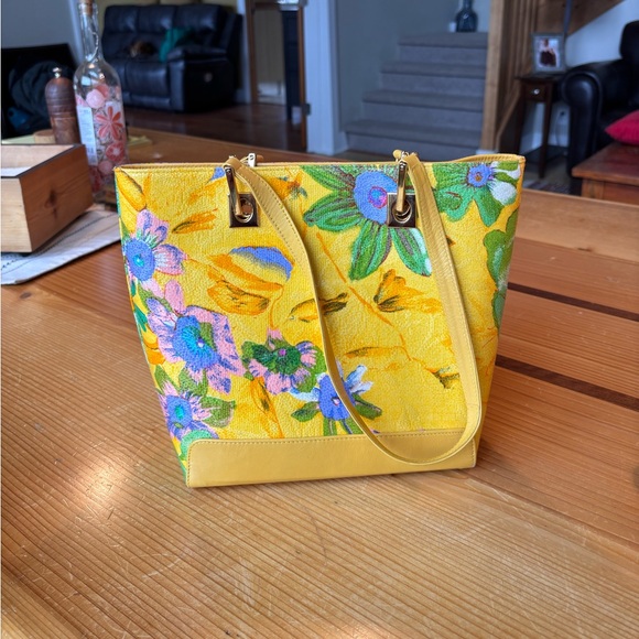 Stuart Weitzman Floral Yellow Tote Bag - Picture 1 of 10